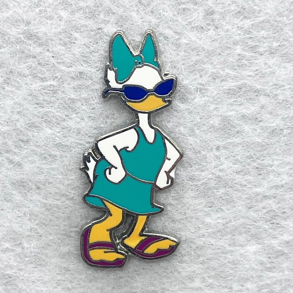 🔮 5/$25 Disney‎ Beach Sunglasses Daisy Duck Pin